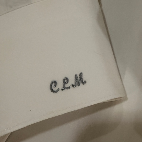 Classic White Men's Long Sleeve Button Up Dress Shirt - Picture 5 of 6